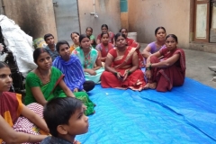 womens-meeting-in-small-group